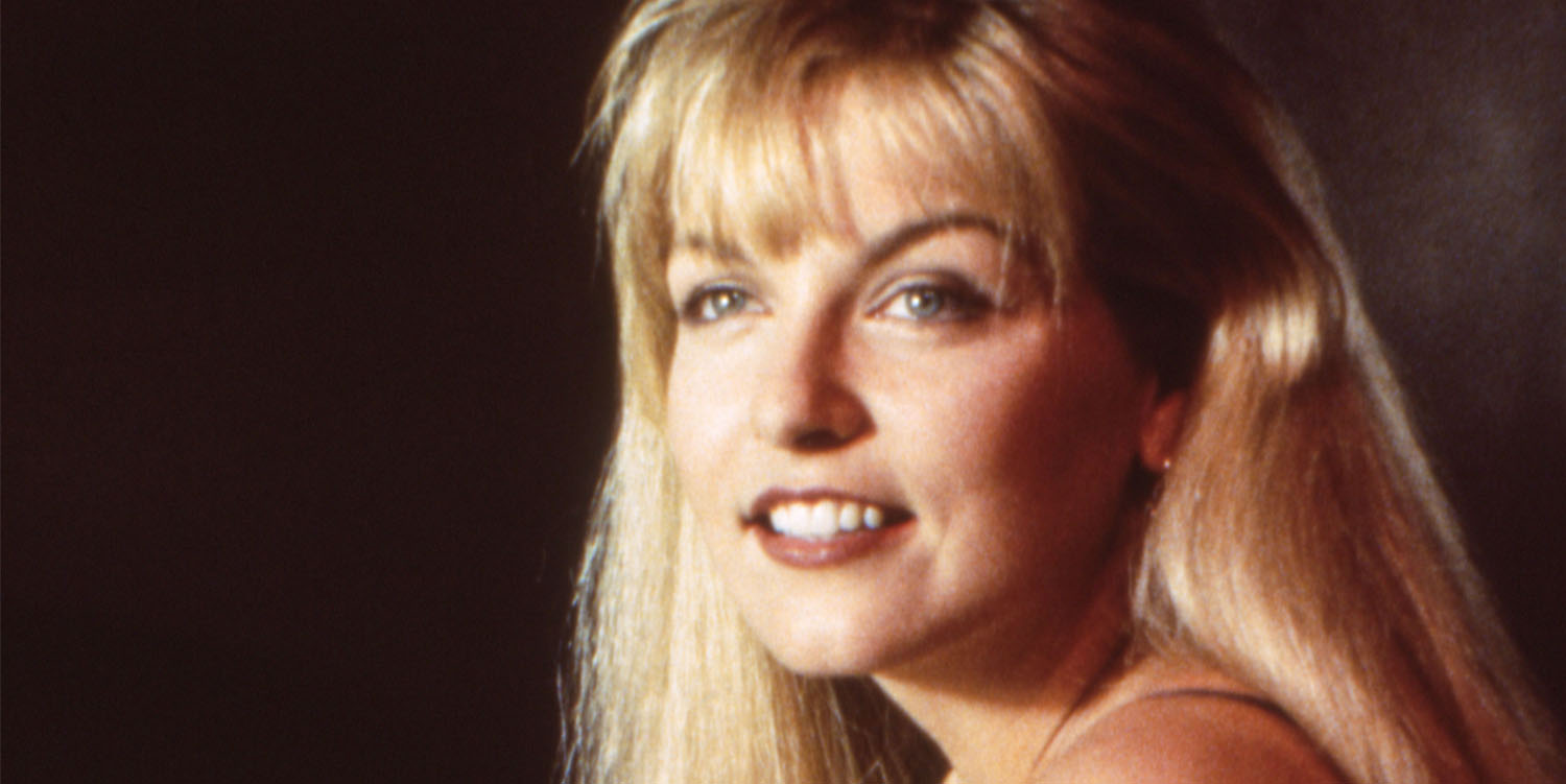 Sheryl Lee dressed as Laura Palmer in room 6 at the Red Diamond City Motel