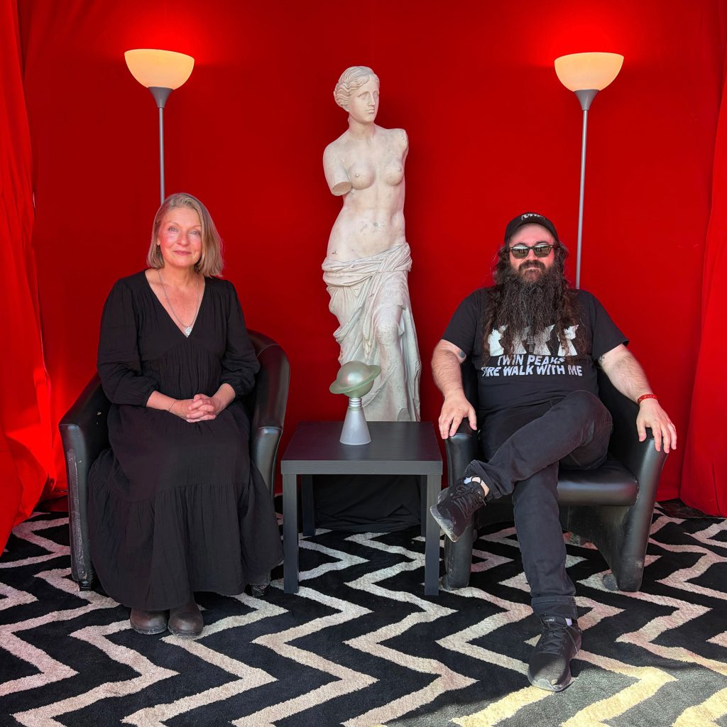 Red Room photo op with Sheryl Lee and Vinnie Guidera