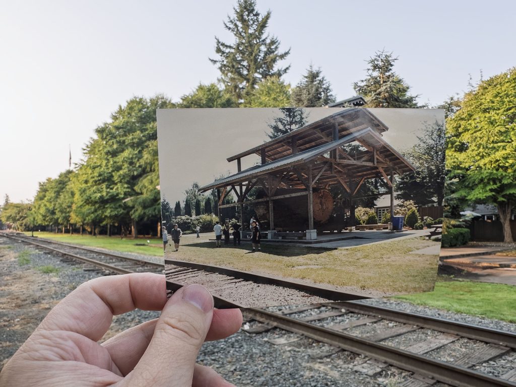 Photo of Centennial Log in Snoqualmie, Washington