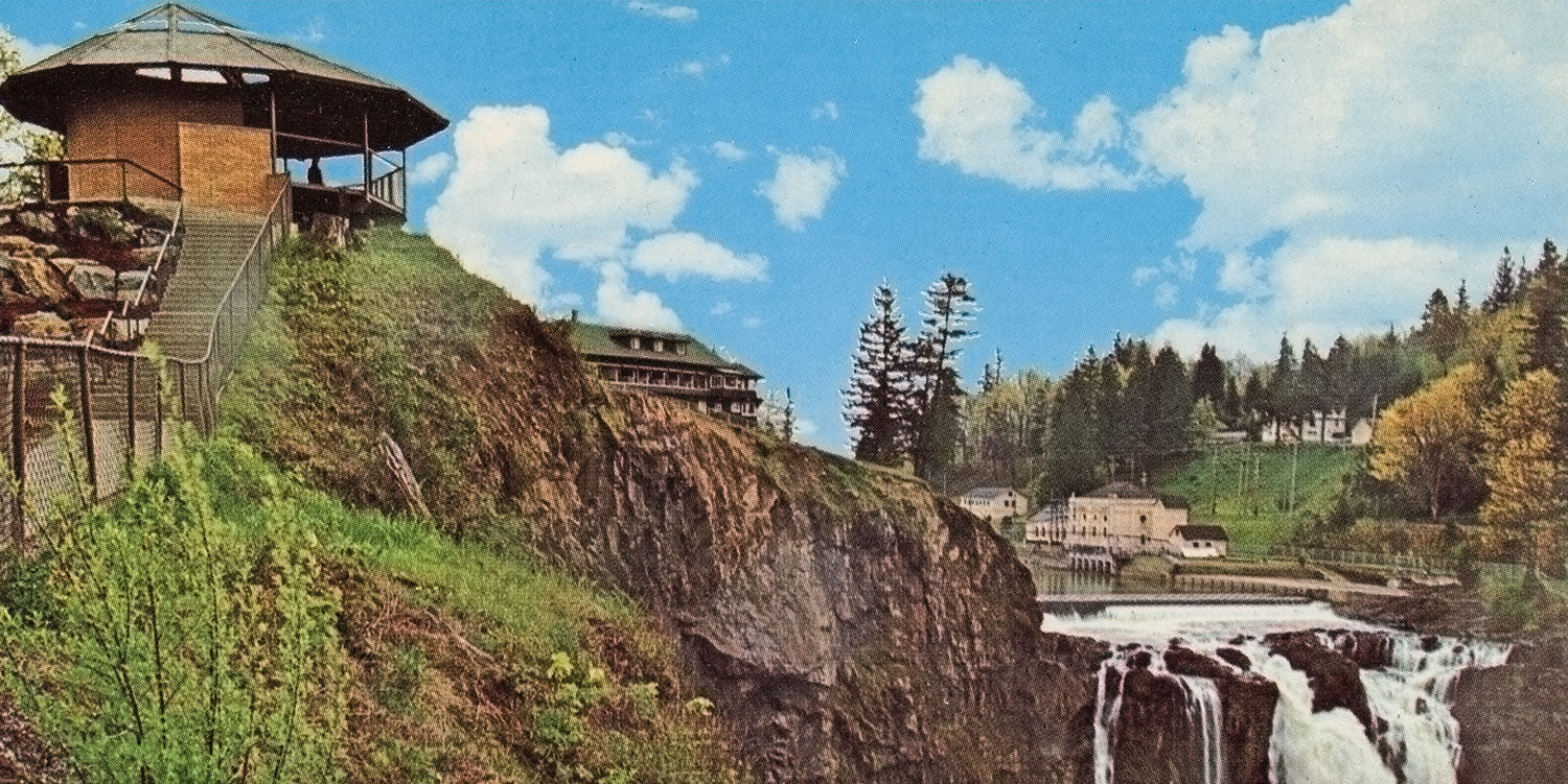 Snoqualmie Falls, Lodge and Vista Point Postcard