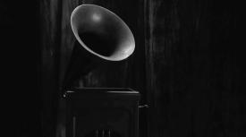Black and white image of a phonograph