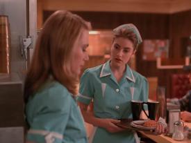 Episode 1.004 - Norma and Shelly at the Double R