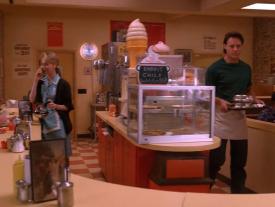Episode 2.004 - Pie Cases in Double R Diner