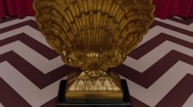 30_VacantPeaks_RedRoom_Part13_FloorPedestal03