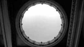 Screen in a dome on the ceiling