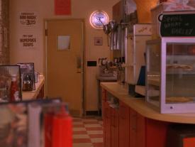 Episode 2.013 - Pie Cases in the Double R Diner
