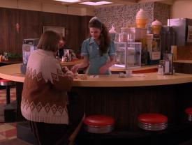 Episode 2.018 - Log Lady and Shelly Johnson