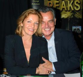 Hollywood Show 2010 - Sheryl Lee and Ray Wise