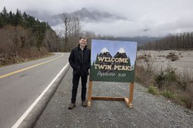 Twin Peaks fan by Welcome to Twin Peaks Sign