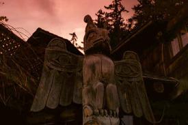 Episode1.000_Blue Pine Lodge_Thunderbird Totem Pole