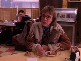 Episode2.001 Double-R-Diner Log-Lady-Cowichan-Sweater